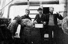 exp_bruce2.jpg (43092 bytes)