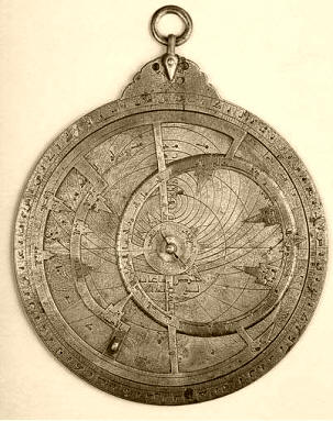 Los conocimientos que demostraron los árabes en matemáticas y en astronomía están fuera de toda duda, como demuestra la utilización y perfeccionamiento de los astrolabios.