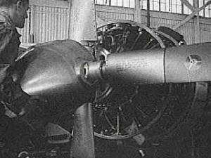 Aviación militar: las décadas siguientes al final de la Segunda Guerra Mundial se convirtieron en una carrera de las superpotencias por superar la tecnología del adversario